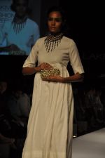 Model walk the ramp for House of Chic show at LFW 2013 Day 5 in Grand Haytt, Mumbai on 27th Aug 2013  (25).JPG